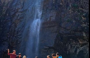 گزارشی از آبشار رزگه در منطقه آلان سردشت